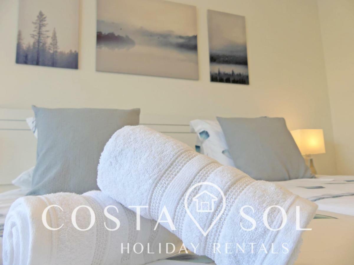 Apartamento Vacacional A 1 Minuto De La Playa - Carihuela Torremolinos Luaran gambar
