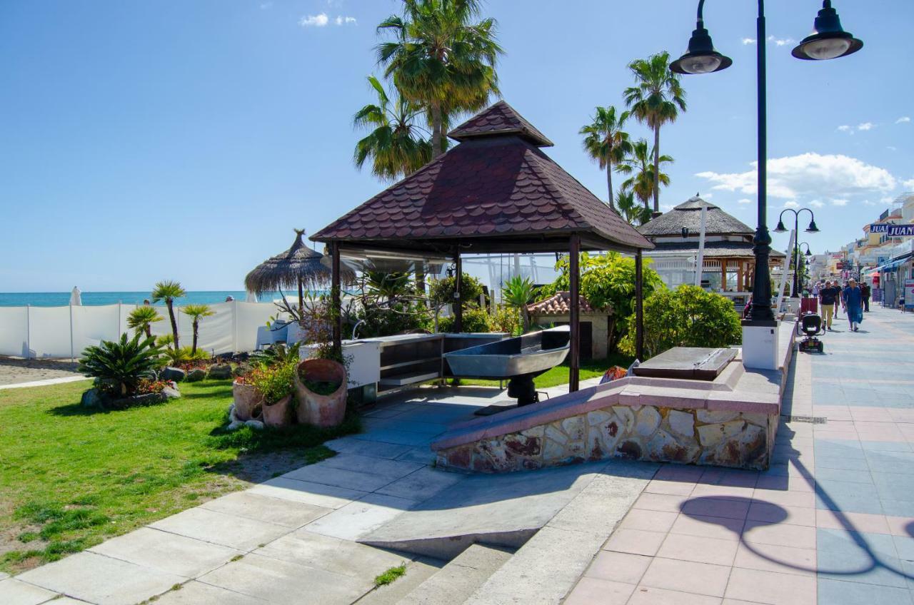 Apartamento Vacacional A 1 Minuto De La Playa - Carihuela Torremolinos Luaran gambar