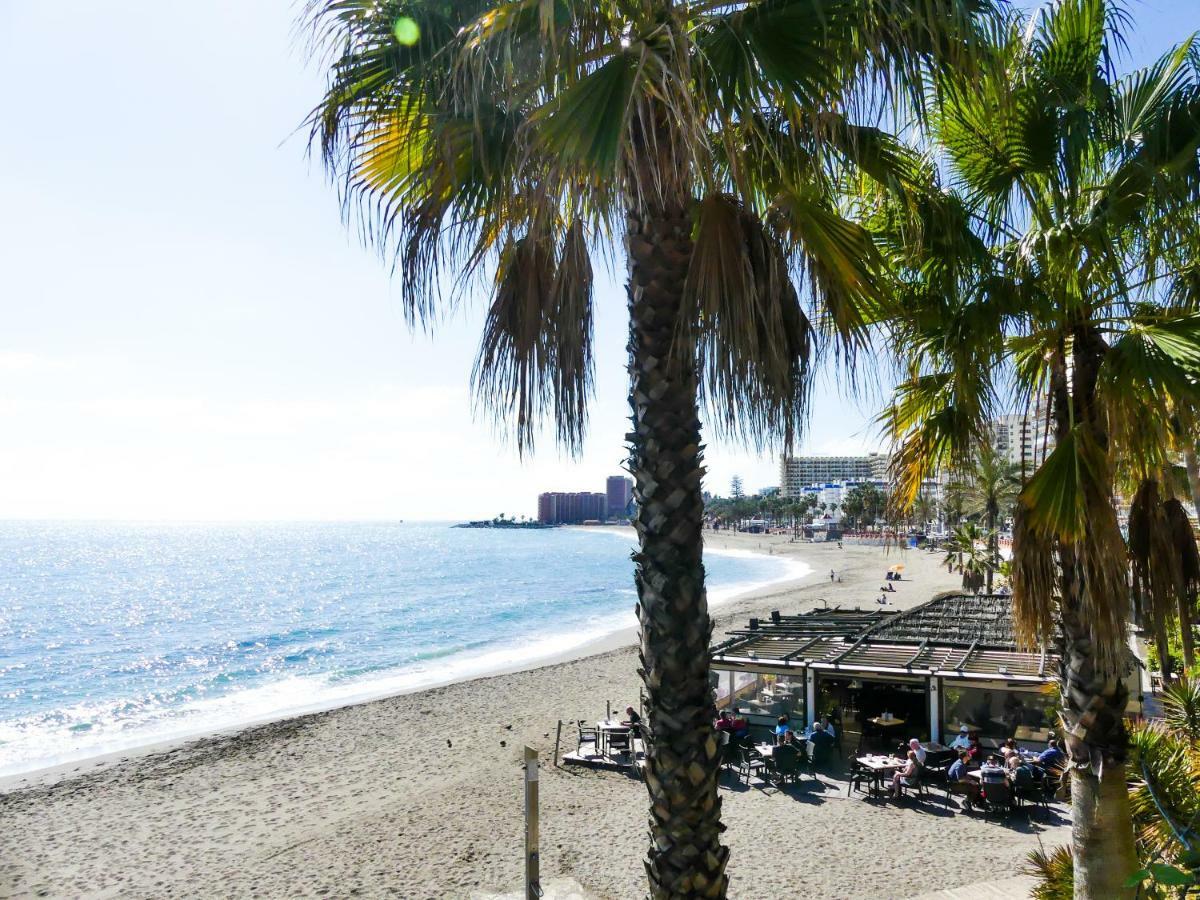 Apartamento Vacacional A 1 Minuto De La Playa - Carihuela Torremolinos Luaran gambar