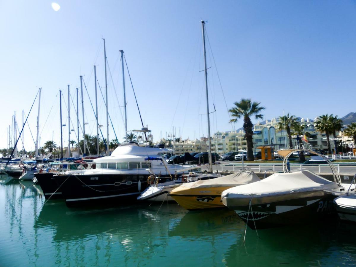 Apartamento Vacacional A 1 Minuto De La Playa - Carihuela Torremolinos Luaran gambar
